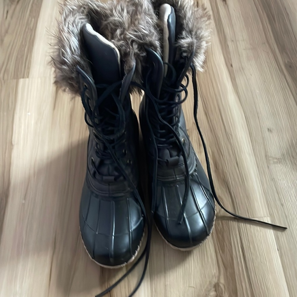 Winter boots